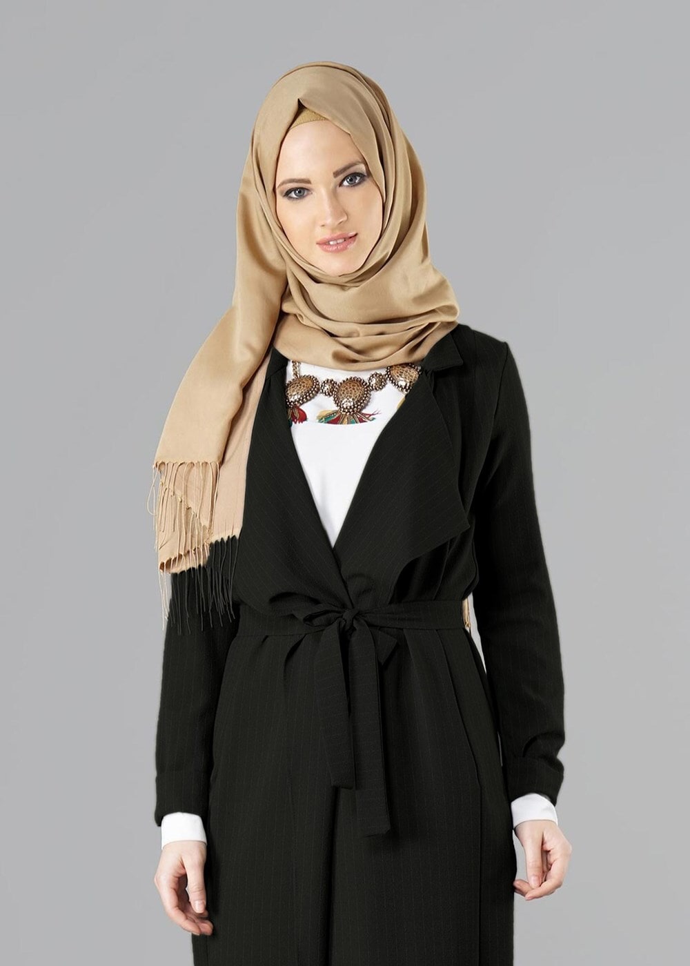 Vêtements hijab NOIR GILET AVEC CEINTURE 3375