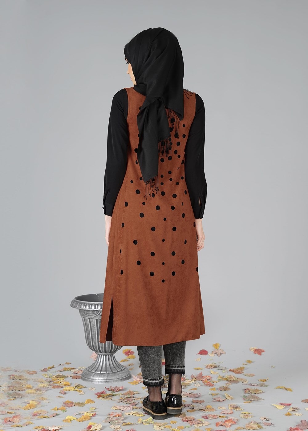 Vêtements hijab BRUN GILET EN DAIM À EMBELI 9528 