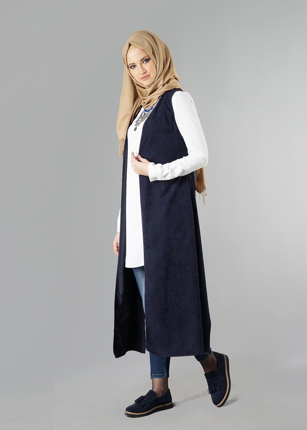Vêtements hijab BLEU MARINE GILET EN DAIM À EMBELI 9528 
