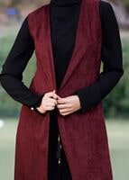 Vêtements hijab ROUGE BORDEAUX GILET EN DAIM À EMBELI 9528 