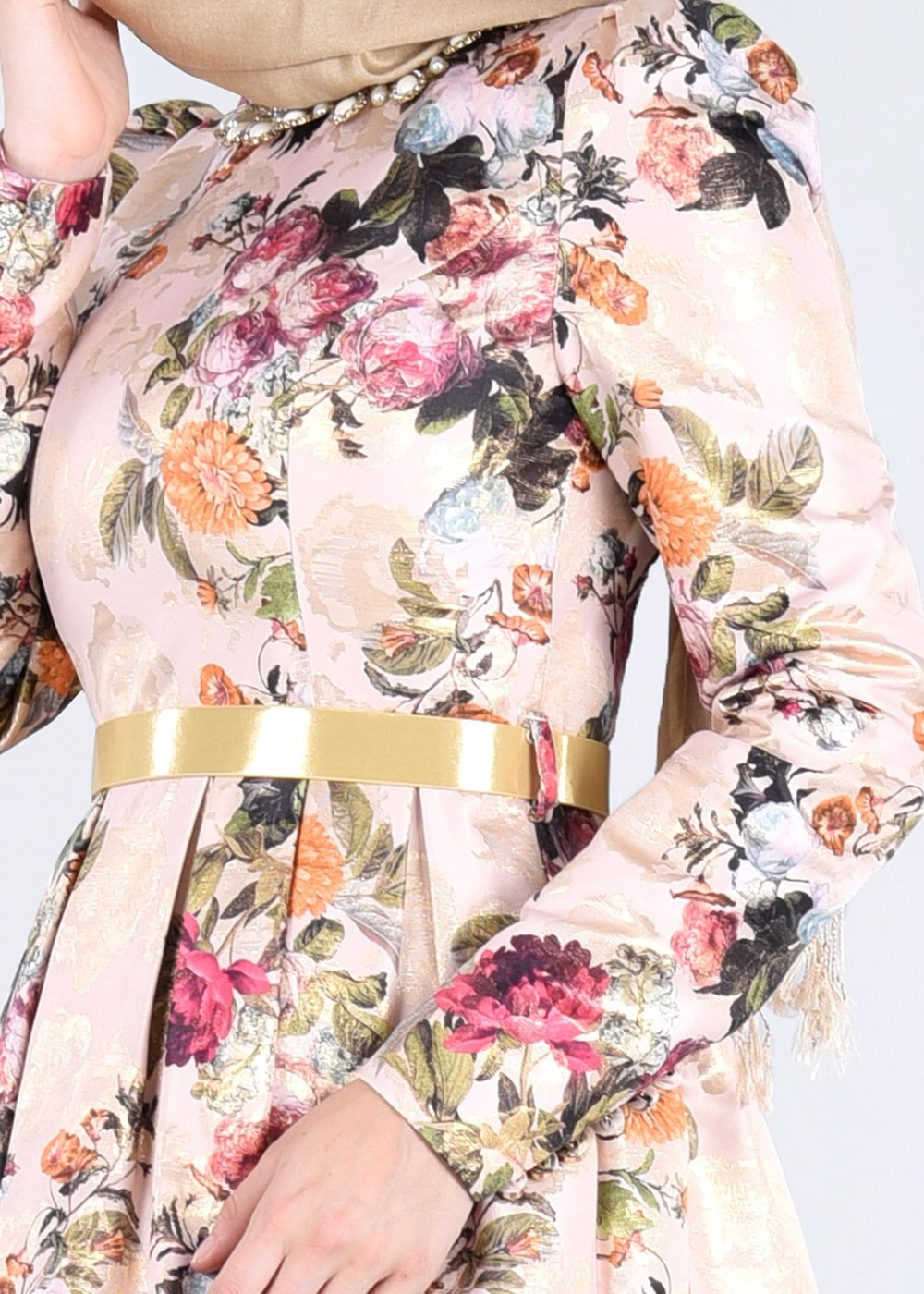 Tesettür giyim PUDRA FLORAL DESENLİ PİLELİ JAKAR ABİYE ELBİSE T 5231