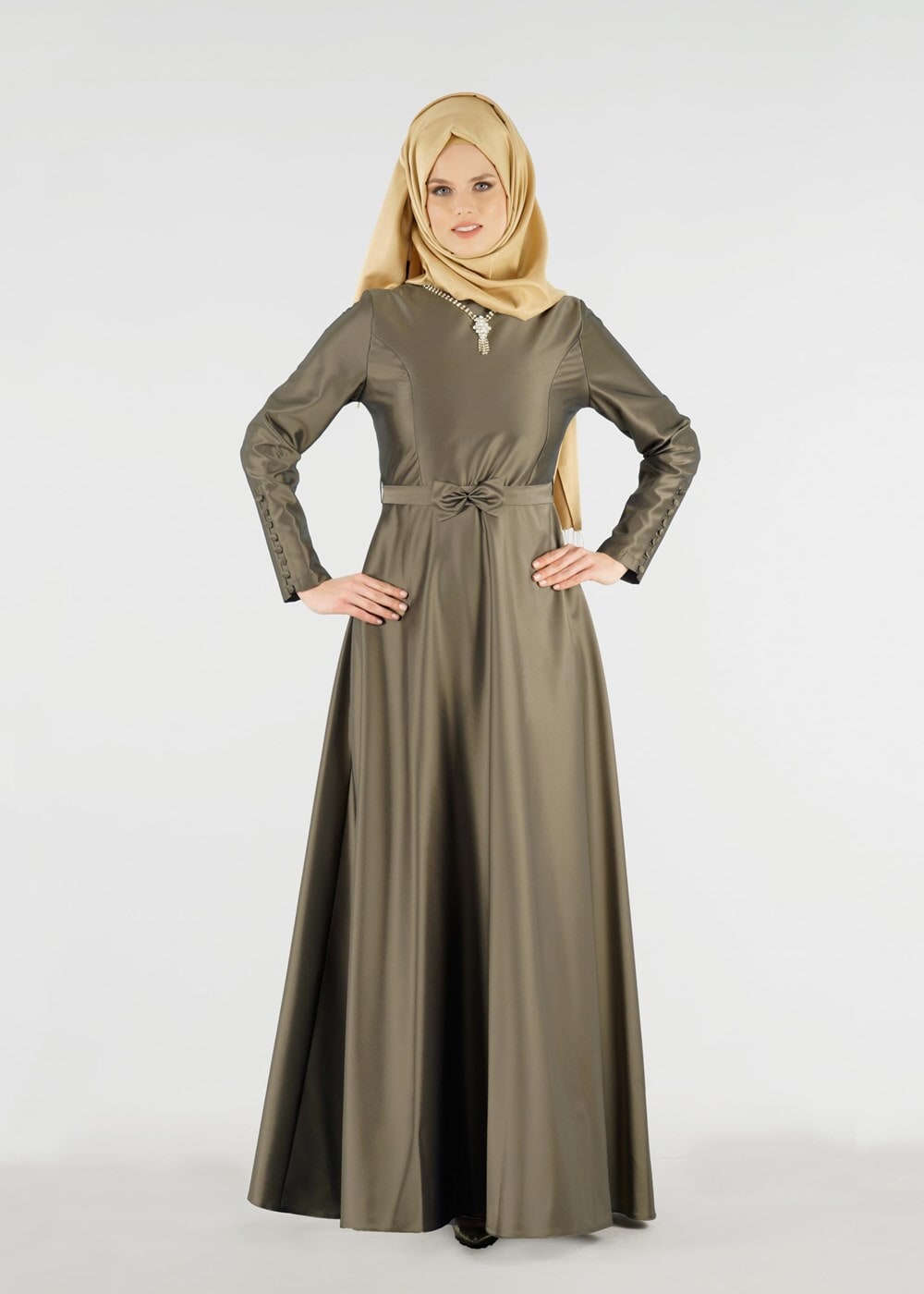 Tesettür giyim HAKİ FİYONK DETAYLI KOLYELİ ABİYE ELBİSE 2519 