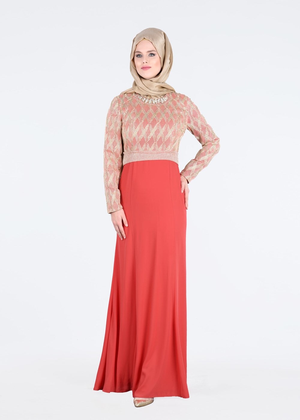 Tesettür giyim MERCAN YAKASI AKSESUARLI ABİYE ELBİSE 5211