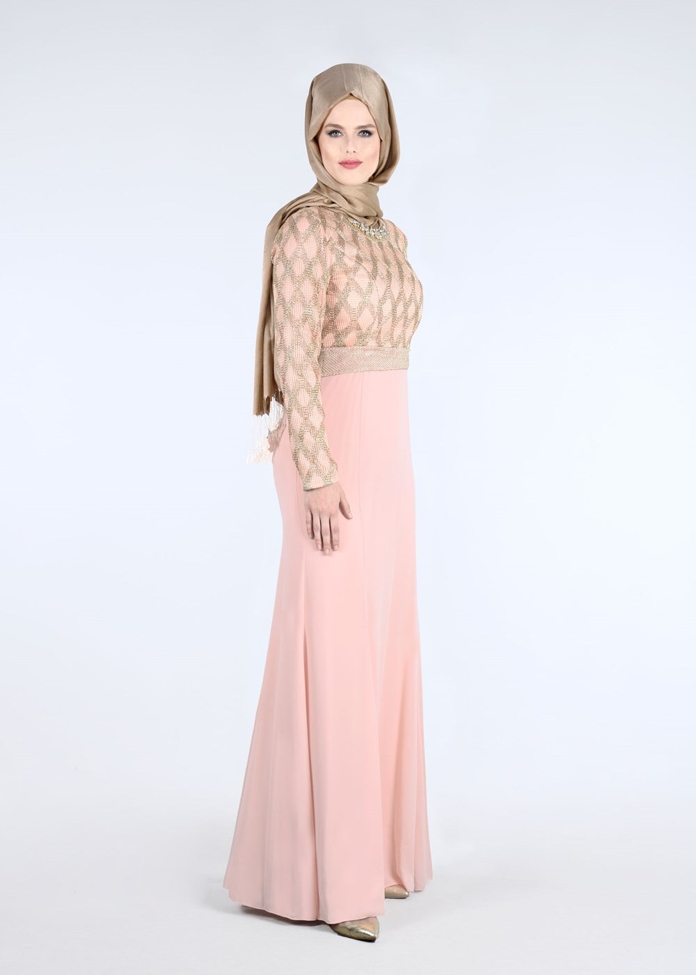 Tesettür giyim PUDRA YAKASI AKSESUARLI ABİYE ELBİSE 5211