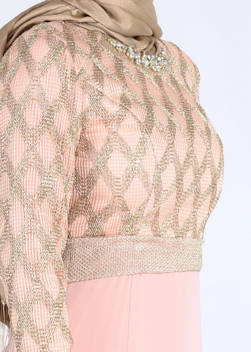 Tesettür giyim PUDRA YAKASI AKSESUARLI ABİYE ELBİSE 5211