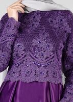 Tesettür giyim MOR İŞLEMELİ ABİYE ELBİSE 98525 