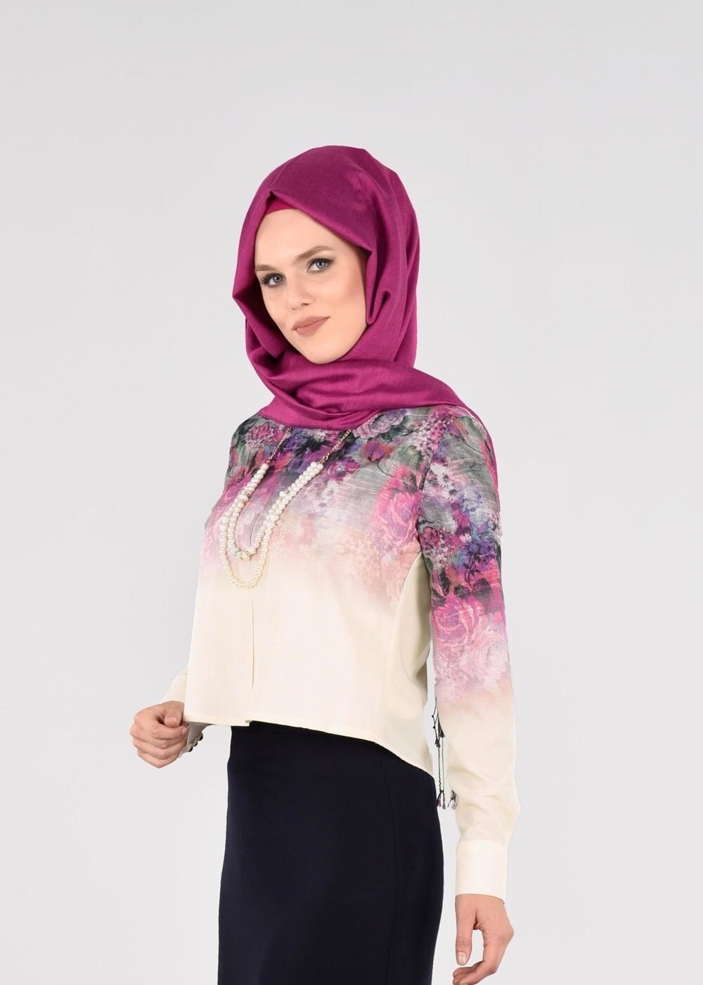 Vêtements hijab CRÈME BLOUSE IMPRIMÉ NUMÉRIQUE 761-1