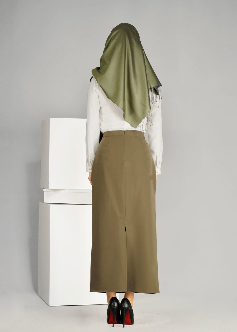 Vêtements hijab CRÈME BLOUSE BRODÉE DE PERLES 407