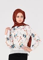 Tesettür giyim EKRU ÇİÇEK DESENLİ BEBE YAKA BLUZ 2011 