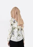 Tesettür giyim EKRU ÇİÇEK DESENLİ BEBE YAKA BLUZ 2011 