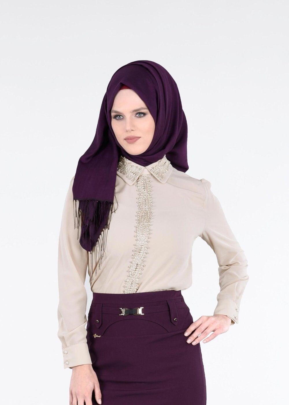 Tesettür giyim BEJ GÜPÜR DETAYLI BLUZ 4428 
