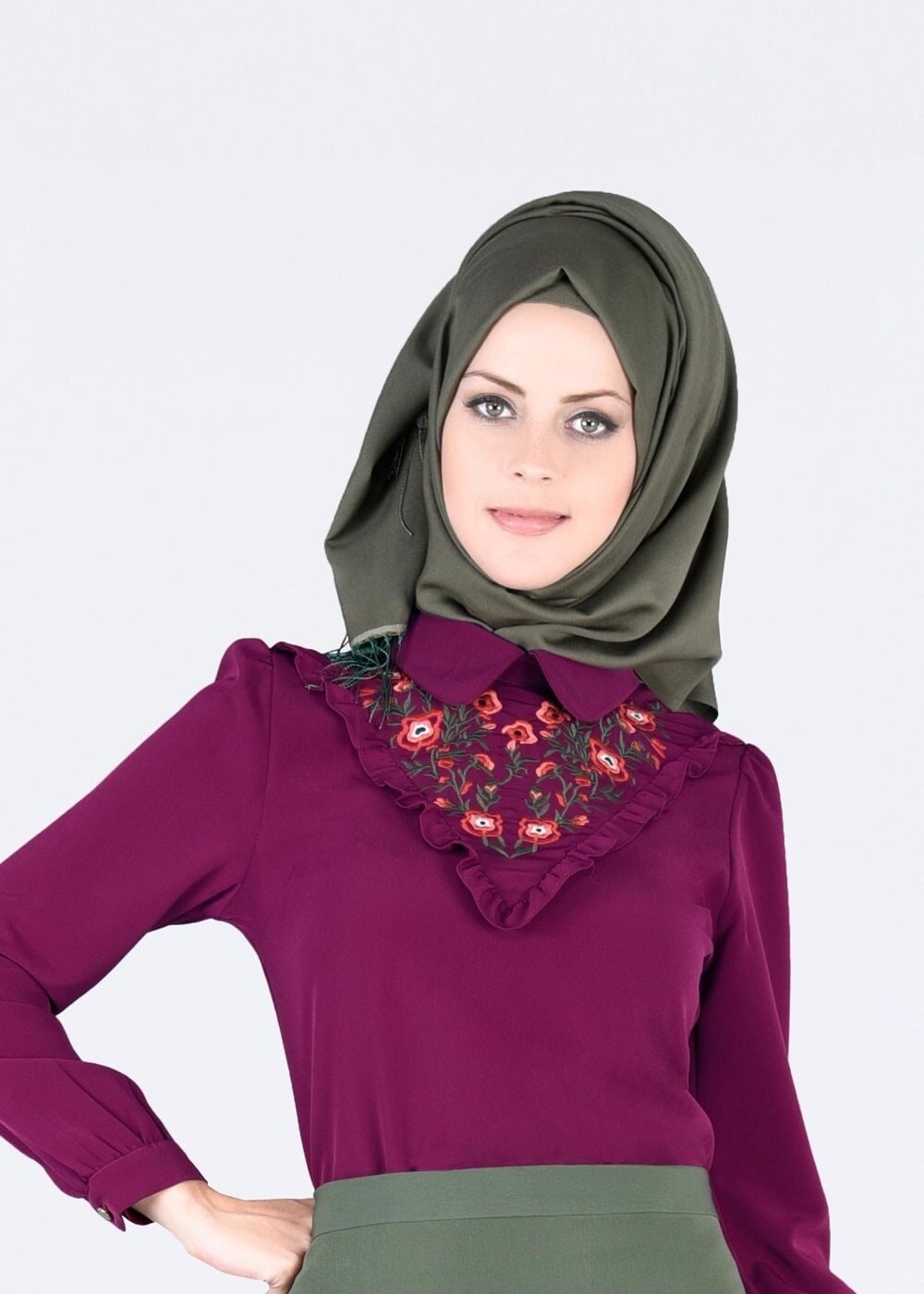 Vêtements hijab POURPRE BLOUSE DÉTAILS BRODÉS 4975