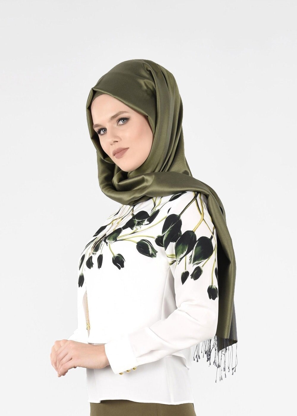 Hijab clothing CREAM LILLY PATTERN BLOUSE 5165 