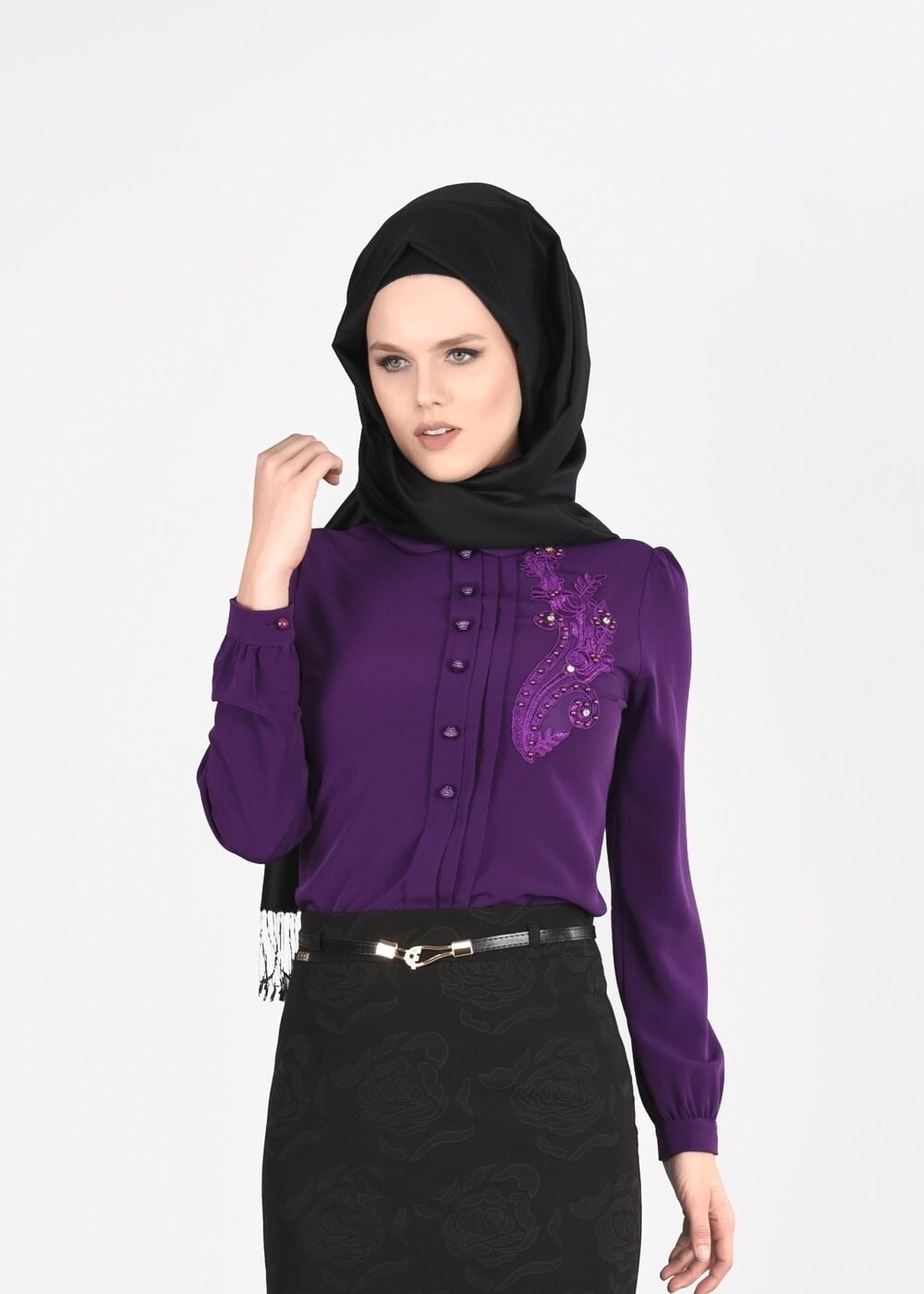 Hijab clothing PURPLE EMBROIDERY DETAIL BUTTONED BLOUSE 5875 