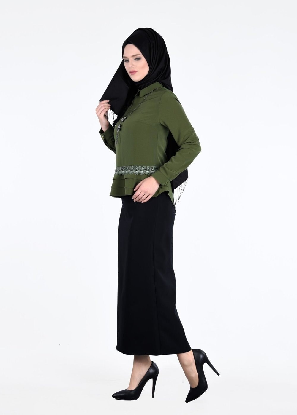 Tesettür giyim YEŞİL GÜPÜR DETAYLI BLUZ 6381 