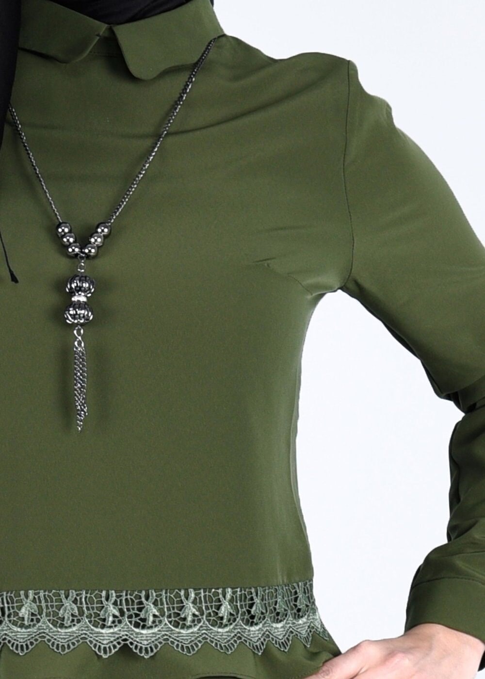 Tesettür giyim YEŞİL GÜPÜR DETAYLI BLUZ 6381 