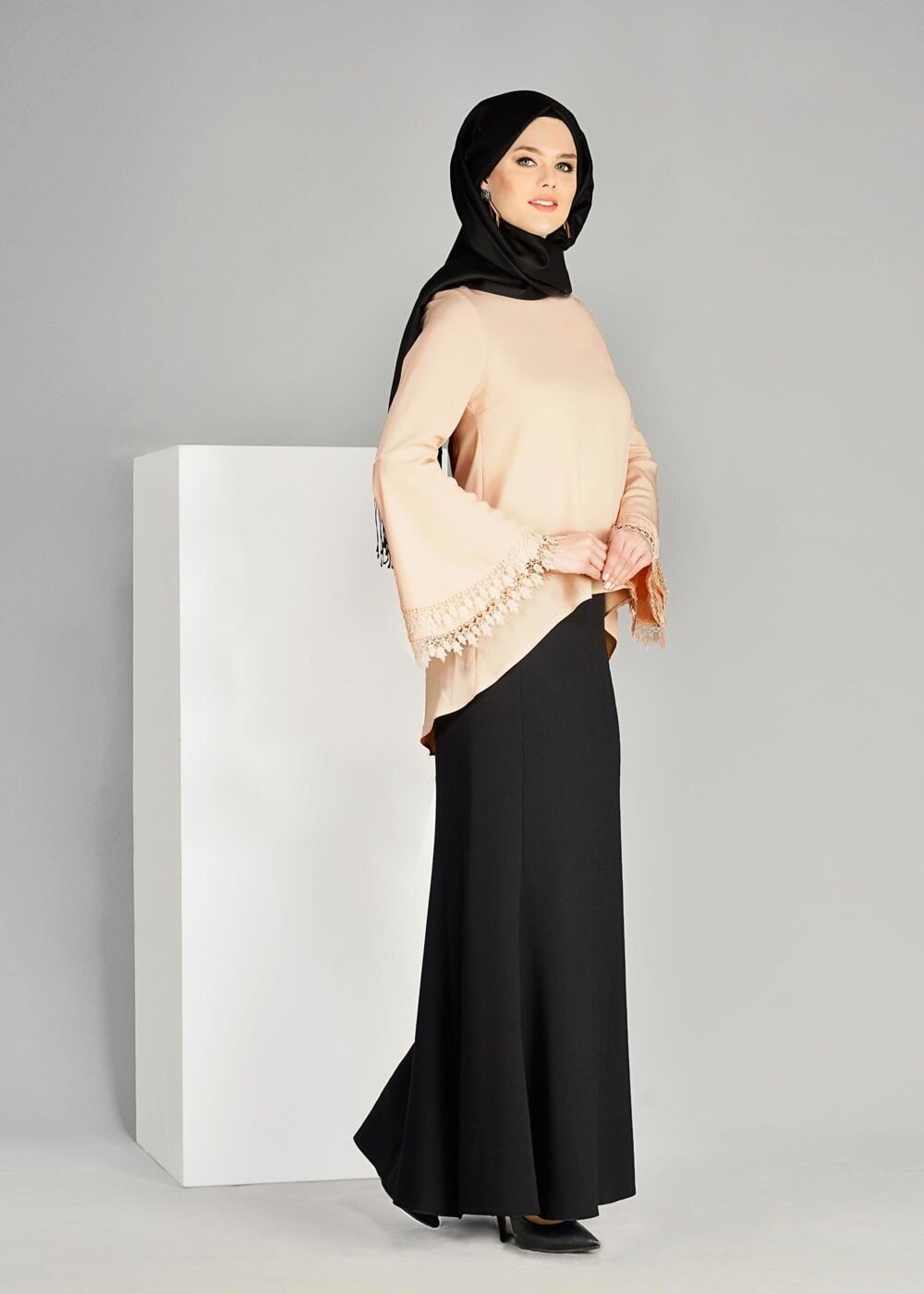 Tesettür giyim PUDRA GÜPÜR DETAYLI BLUZ 7381 