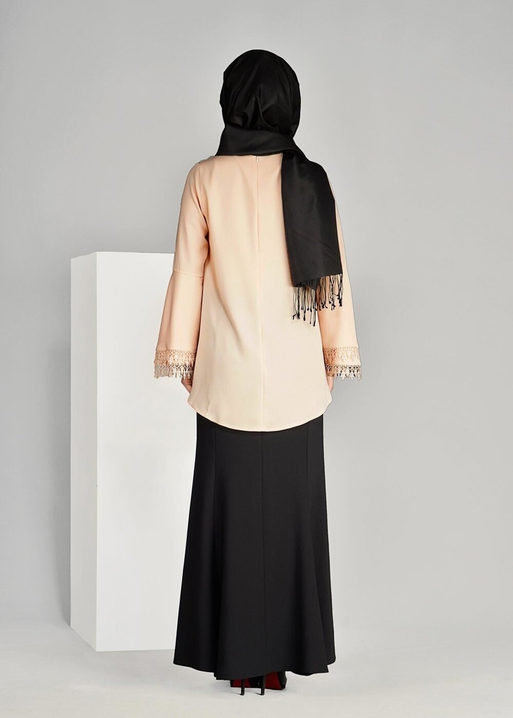 Tesettür giyim PUDRA GÜPÜR DETAYLI BLUZ 7381 