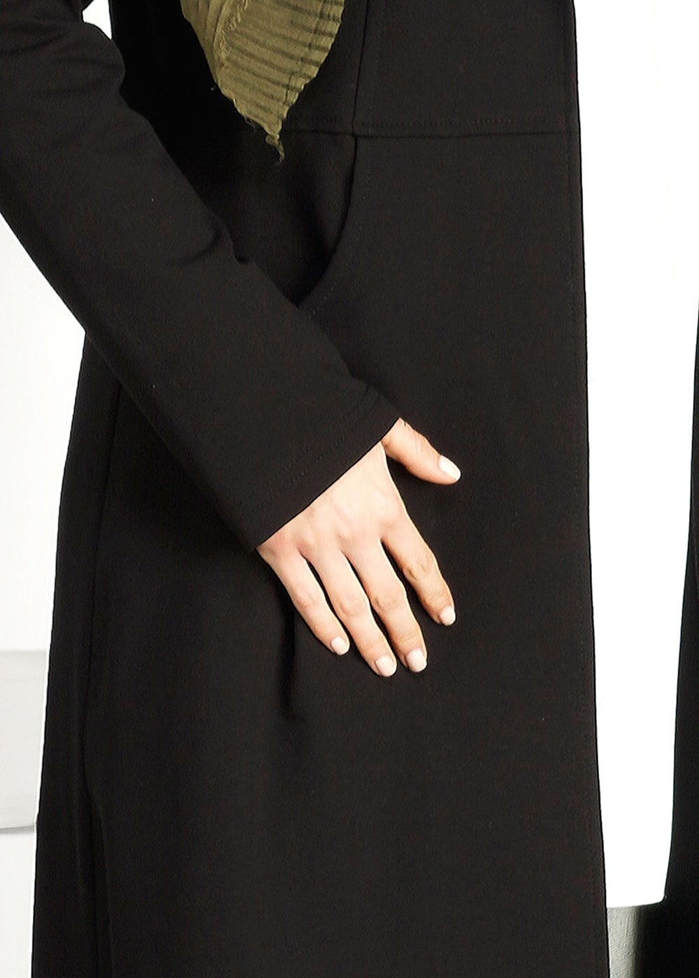 Tesettür giyim SİYAH T 5721 Cep Detaylı Spor Tesettür Ceket-Bwest