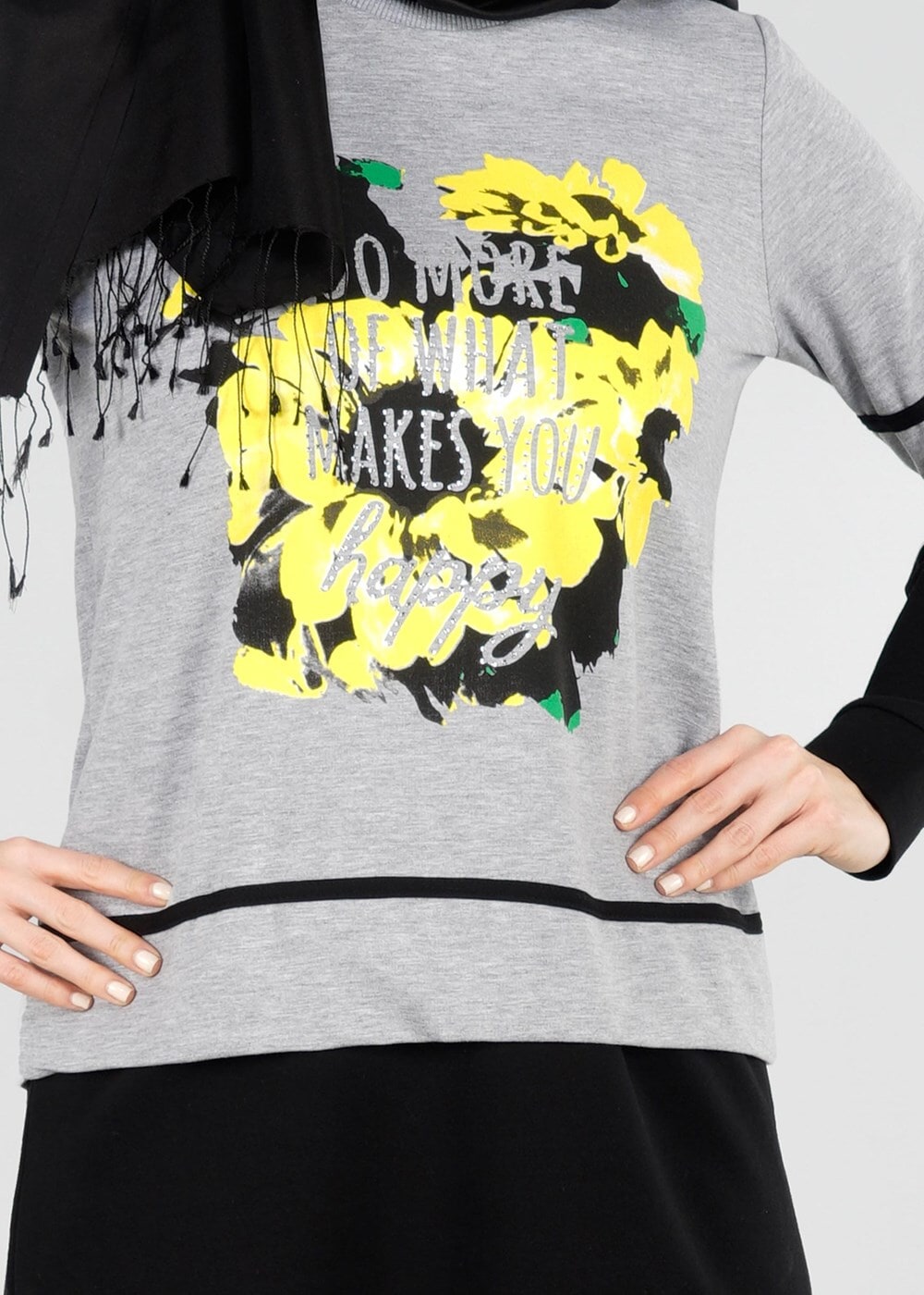 Vêtements hijab NOIR T 8431 Çiçek Baskılı 2′li Eşofman Taıkım-Bwest