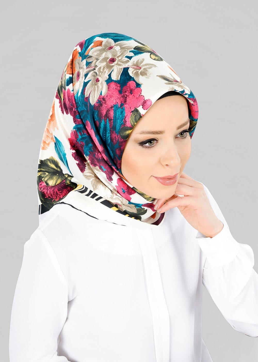 Tesettür giyim KREM T 12800-1 ALVİNA DESENLİ EŞARP