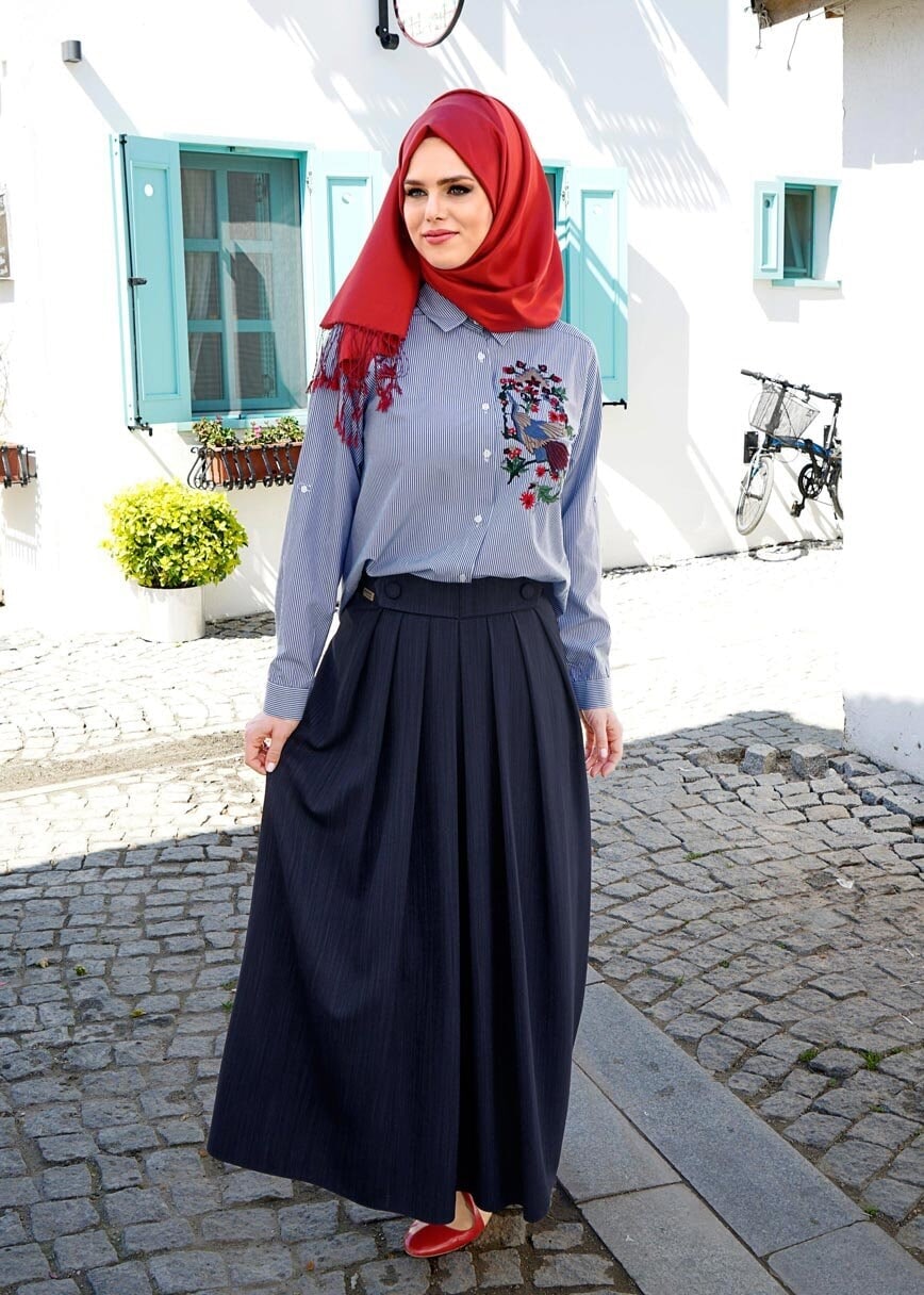 Hijab clothing NAVY BLUE T 0614 Işıl Lıfe-Piliseli Etek