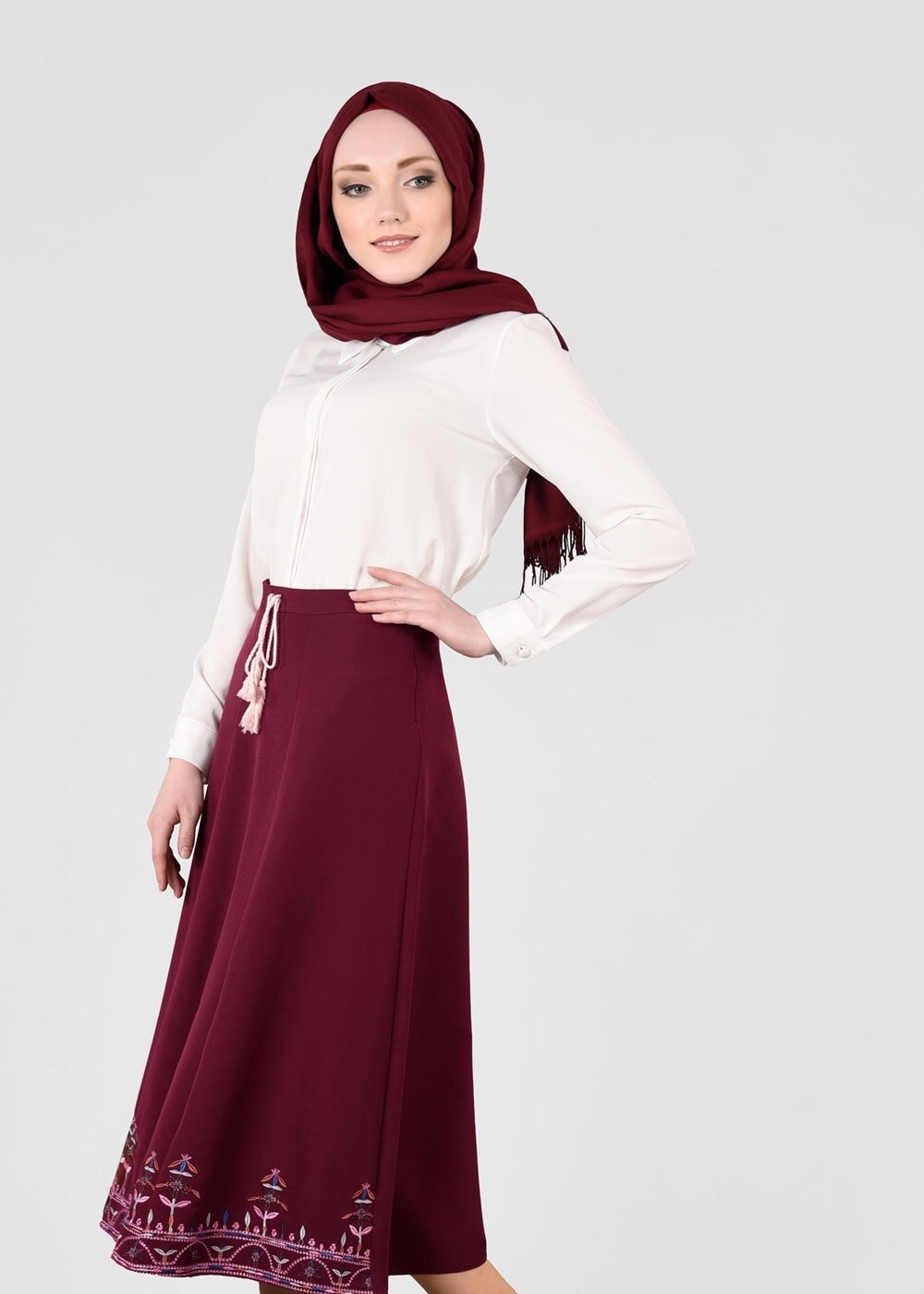 Tesettür giyim BORDO T 664 Nakış Detaylı Etek- İşler Collection