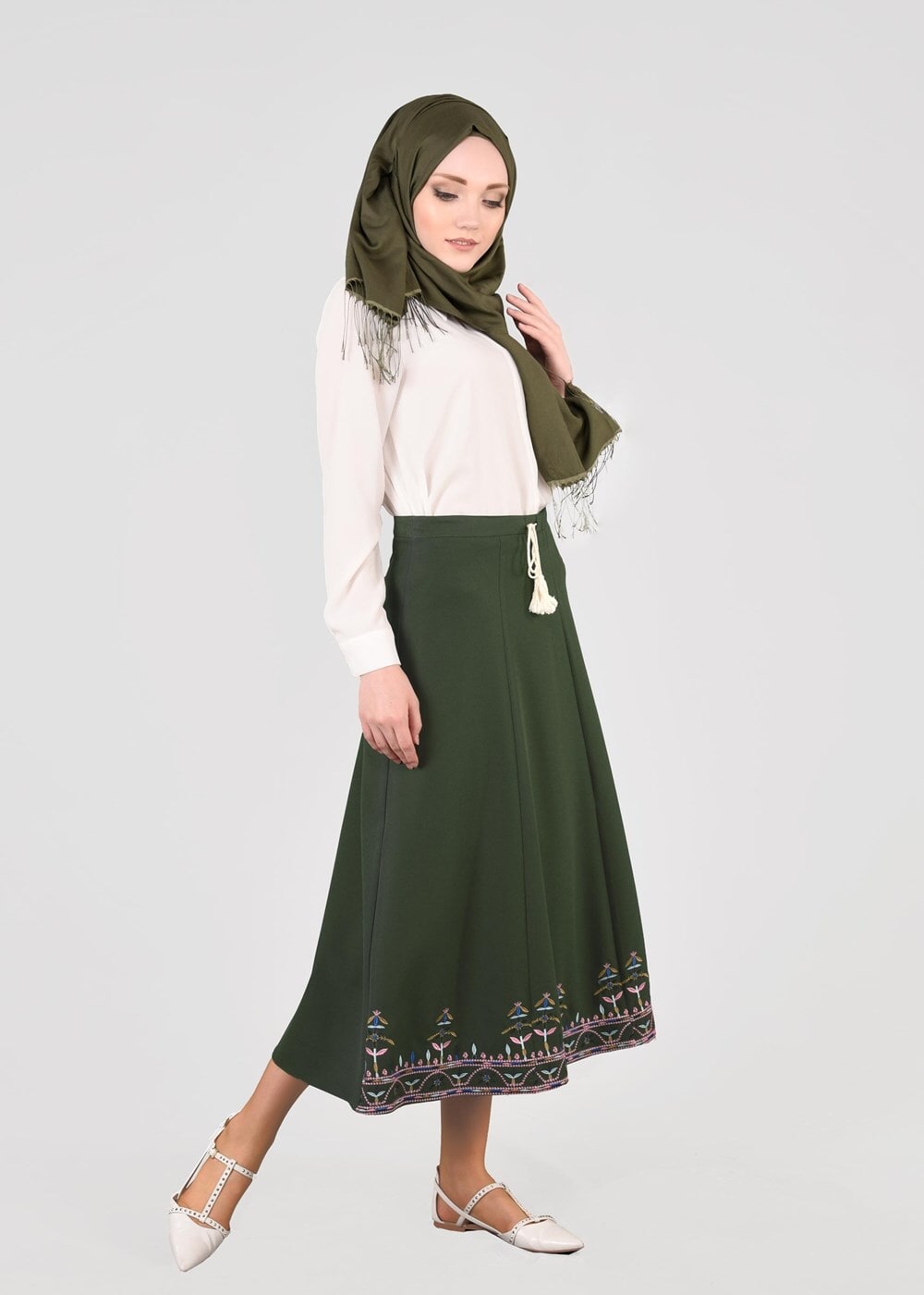 Tesettür giyim HAKİ T 664 Nakış Detaylı Etek- İşler Collection