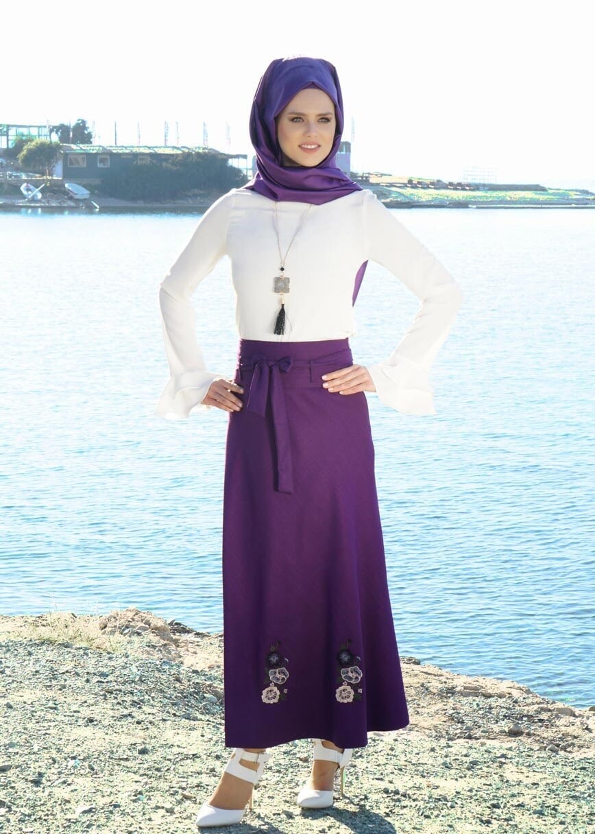 Tesettür giyim MOR T 754  Nakış Detaylı Kuşaklı Etek-İşler Collection