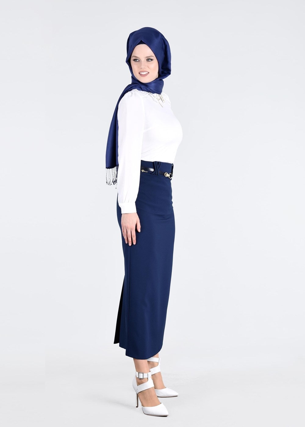 Hijab clothing NAVY BLUE T 3614 Işıl Lıfe-Çizgi Detaylı Etek