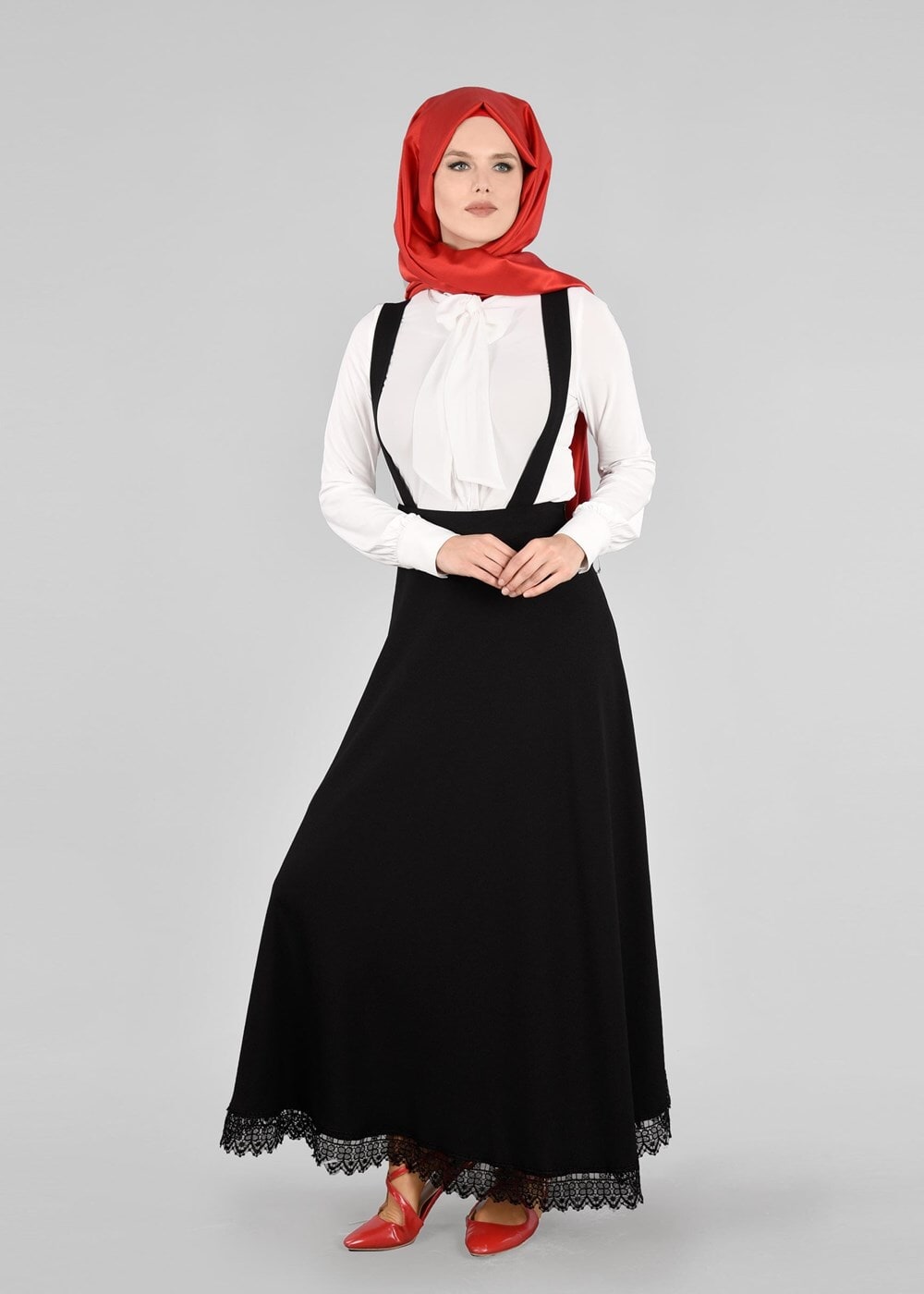 Vêtements hijab NOIR T 7024 Işıl Lıfe-Güpür Detaylı Etek