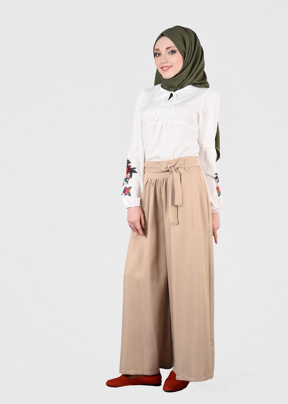 Tesettür giyim BEJ T 0905 ModaBu- Kuşak Detaylı Tesettür Pantolon