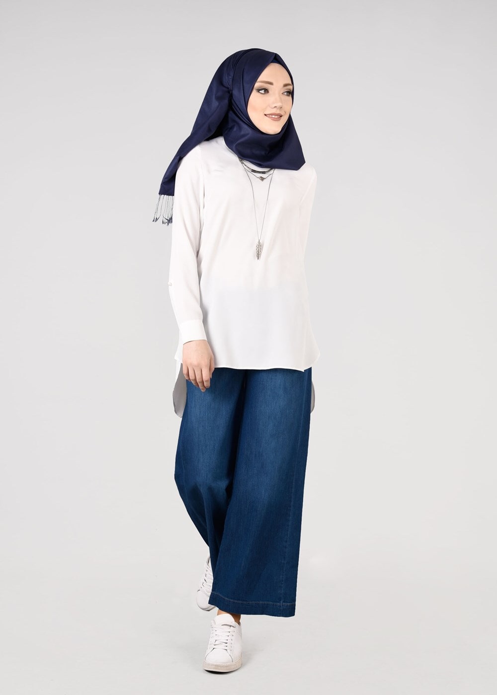 Tesettür giyim LACİVERT T 3252  Kuşaklı  Bol Paça Pantolon-Magazin