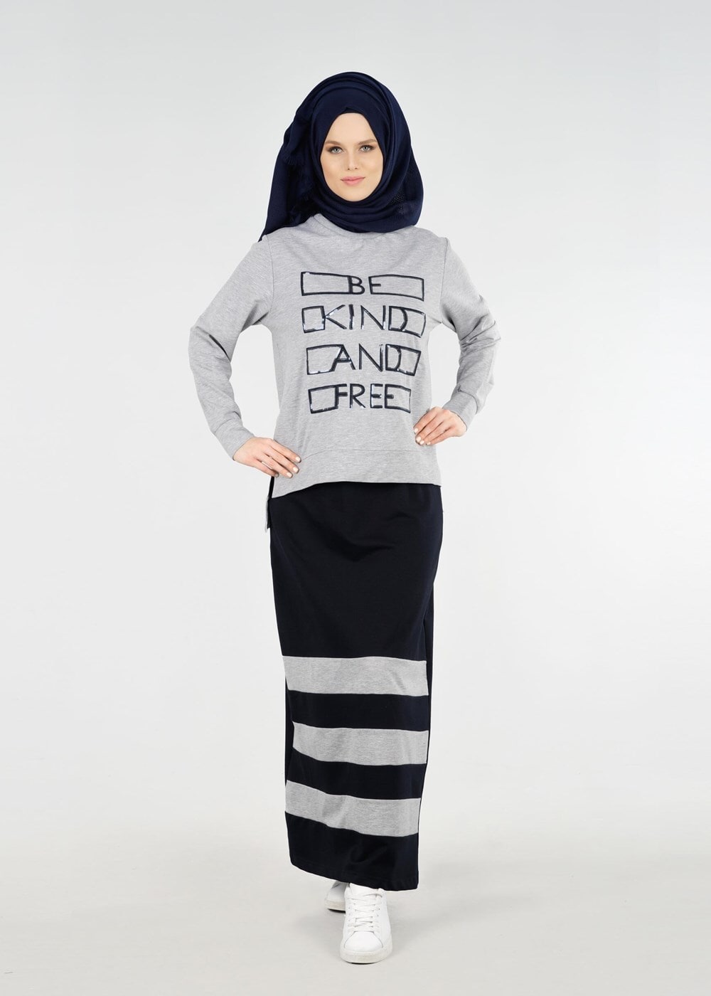 Tesettür giyim GRİ Pul Detaylı 2&prime;li Etekli Takım 6531 