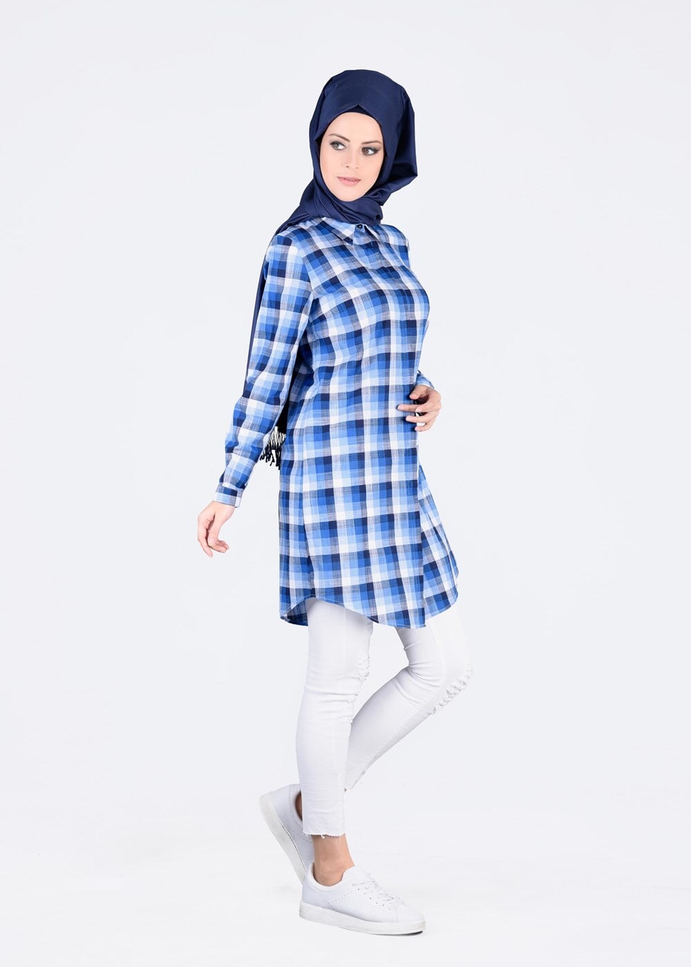 Tesettür giyim LACİVERT T 86215-3 Allday- Gizli Patlı Ekose Tunik