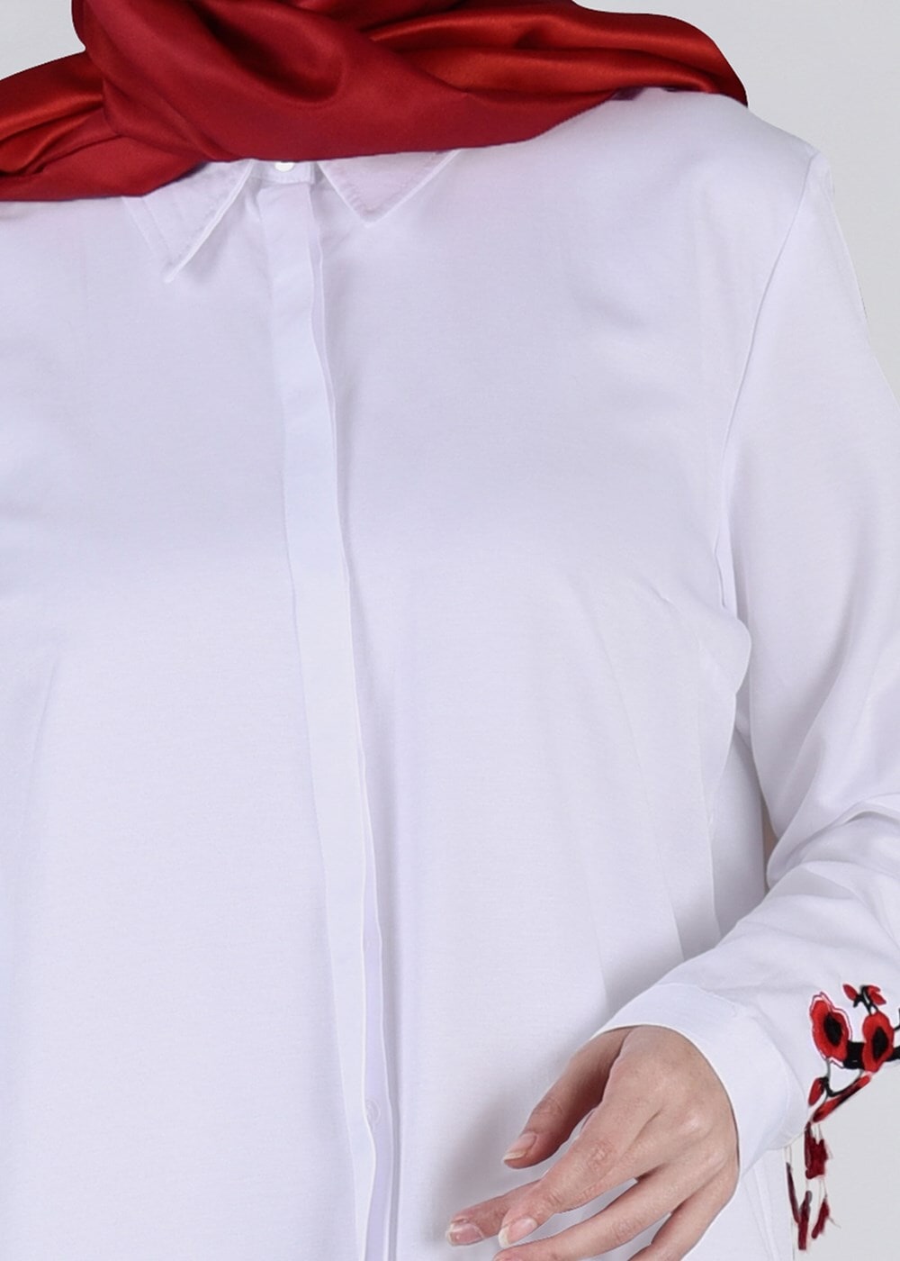 Tesettür giyim BEYAZ T 57115 Allday-Nakışlı Tesettür Tunik