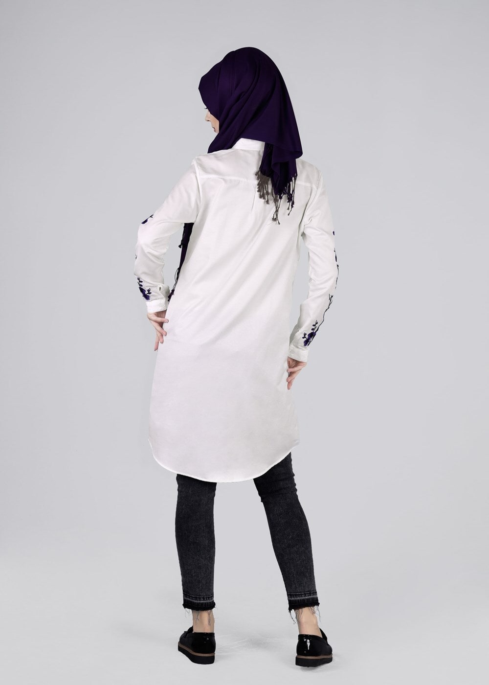 Tesettür giyim EKRU T 57115 Allday-Nakışlı Tesettür Tunik