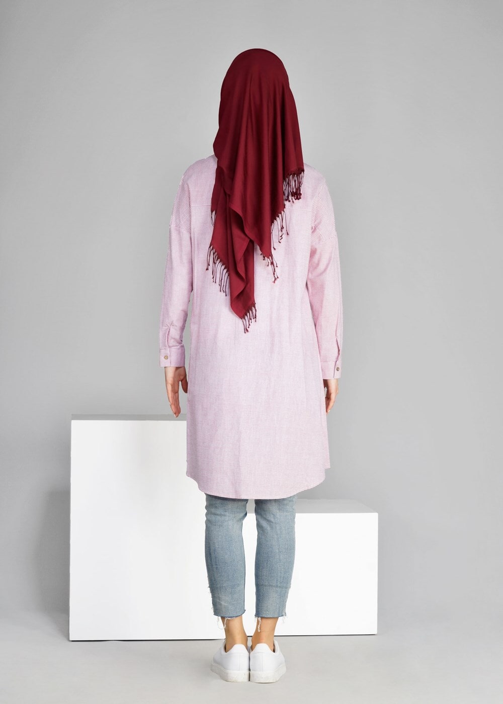 Tesettür giyim BORDO T 66115  Allday-Düğme Detaylı Tesettür Tunik