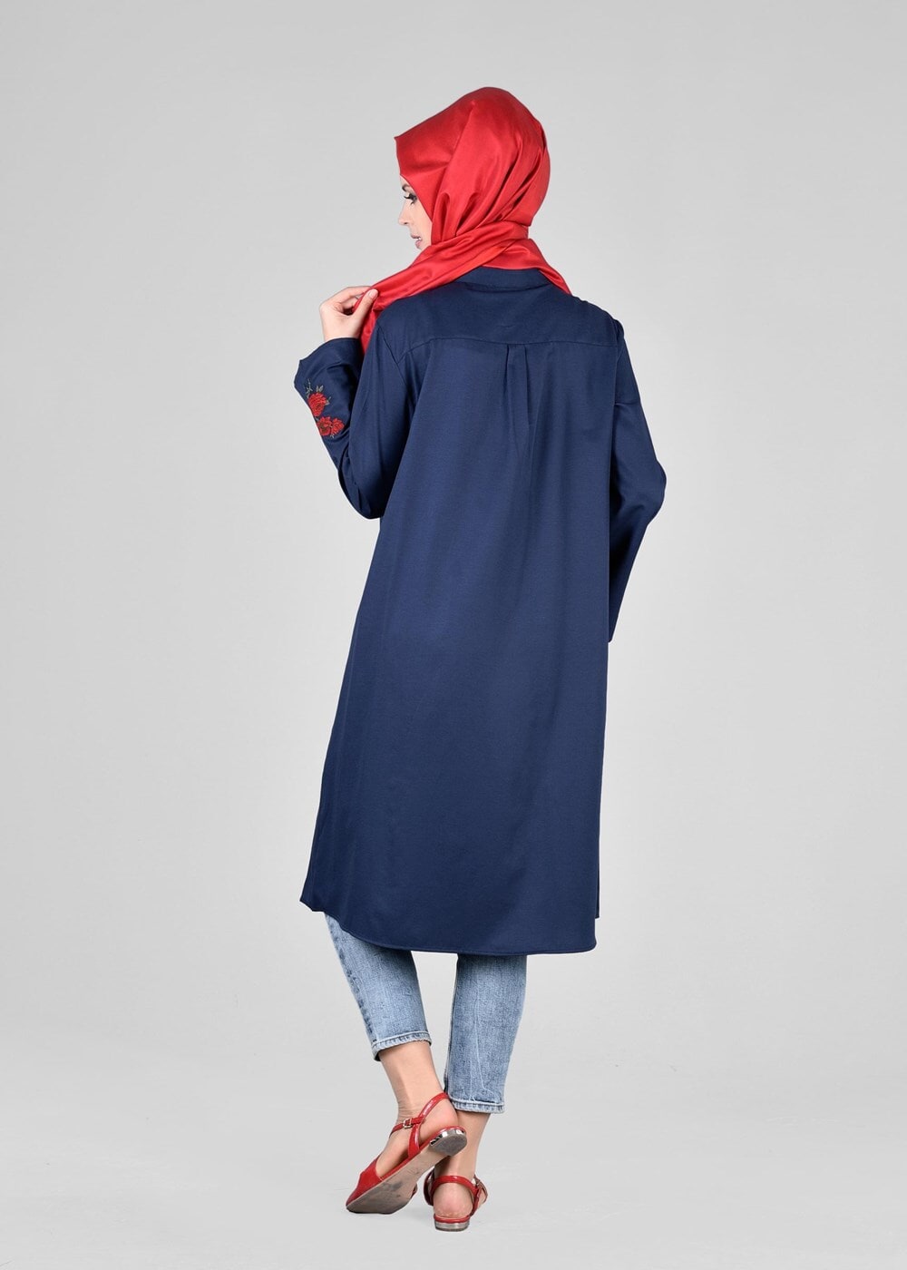 Tesettür giyim LACİVERT T 95115 Allday-Nakışlı Tesettür Tunik