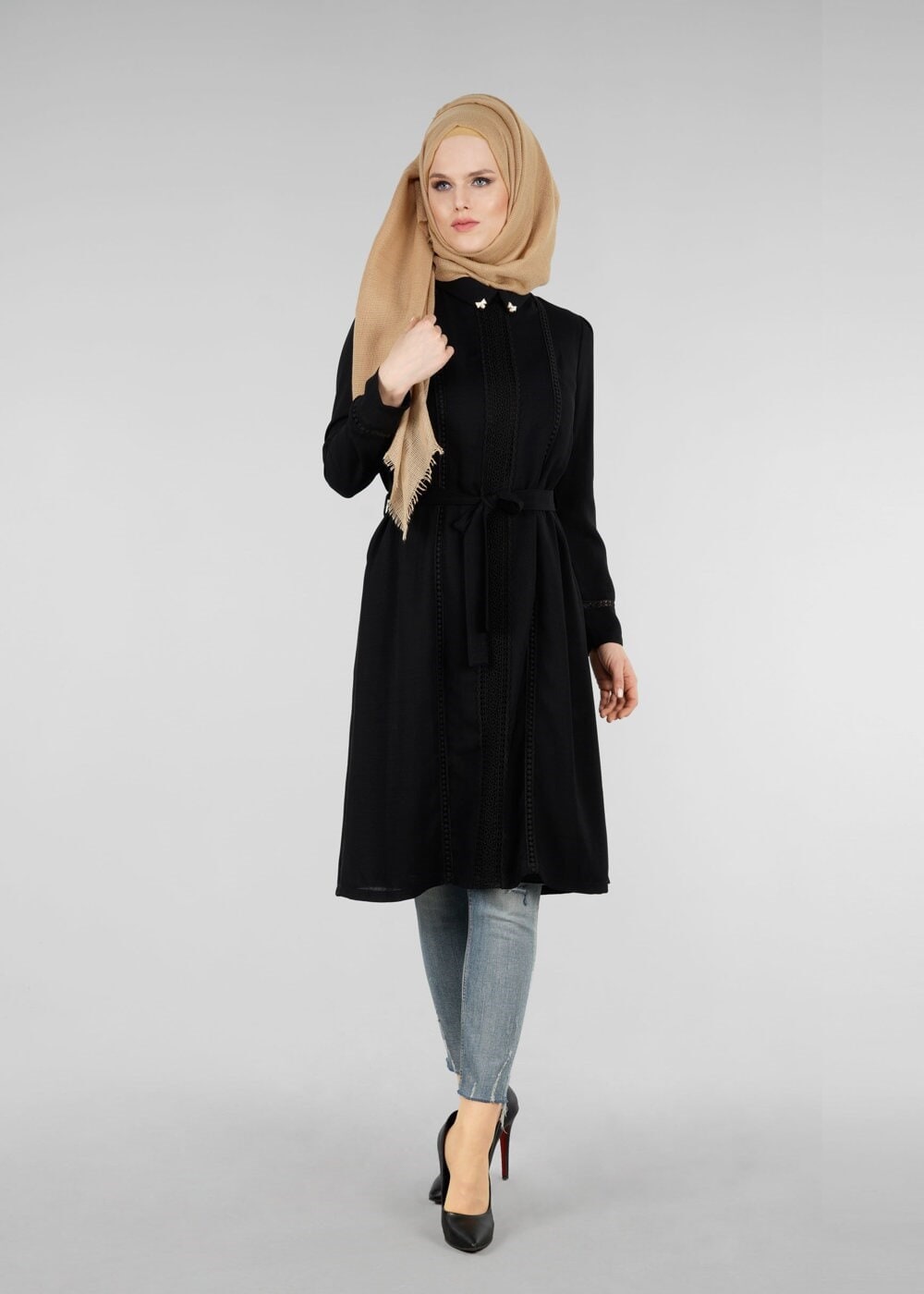 Tesettür giyim SİYAH T 0028 Stilife- Güpür Detaylı Tunik