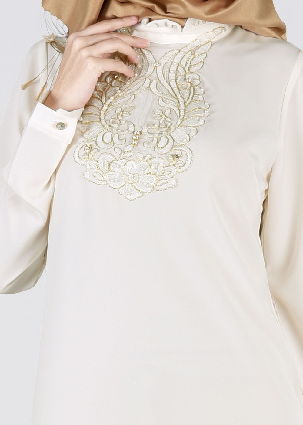 Vêtements hijab CRÈME T 0031 Gürbüz-Boncuk İşlemeli Tunik