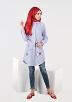 Tesettür giyim LACİVERT T 0931 ModaBu-Arma Detaylı Çizgi Desenli Tunik