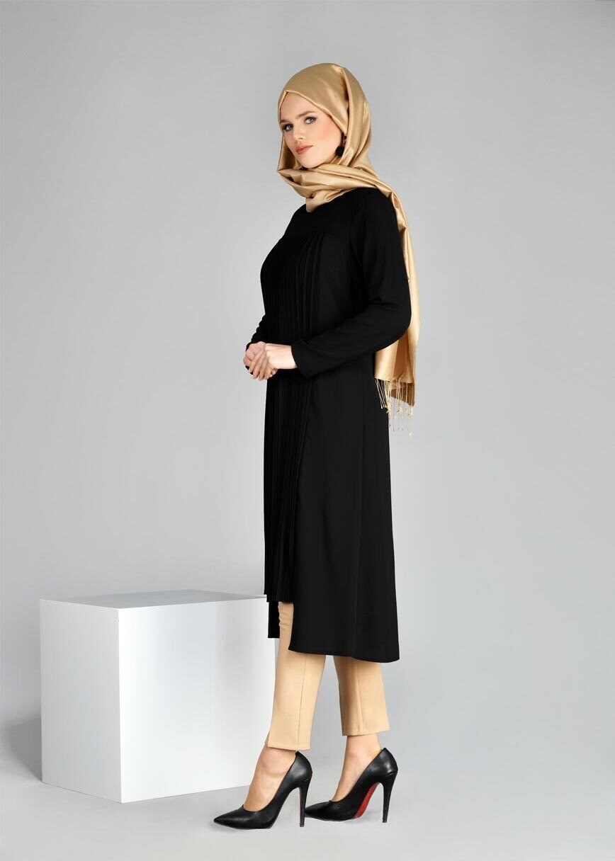 Tesettür giyim SİYAH T 968 Piliseli Tesettür Tunik-Hewes Line