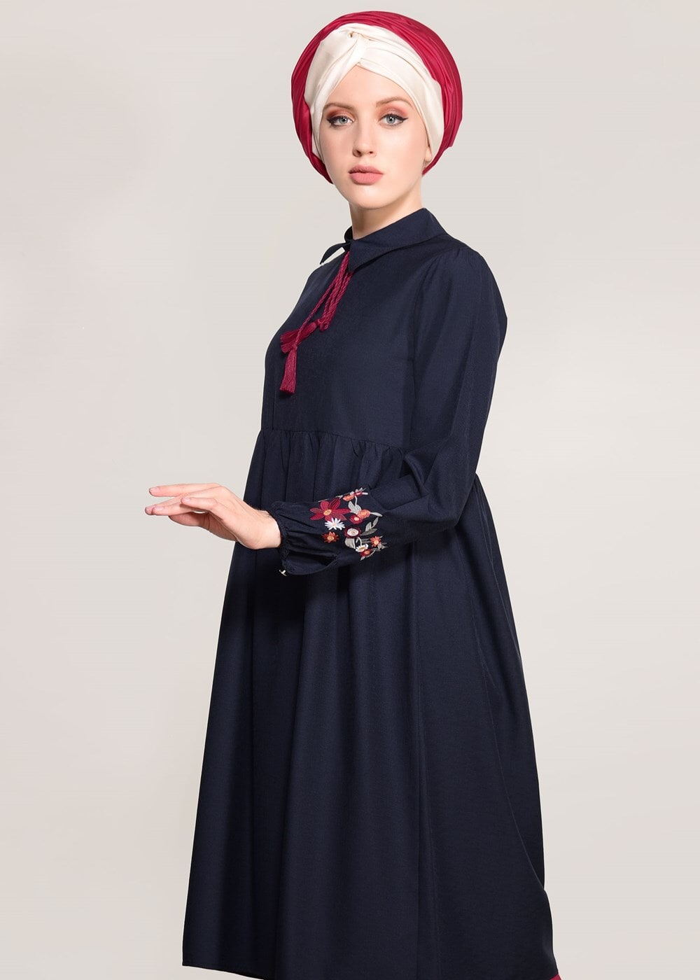 Hijab clothing NAVY BLUE T 0991 Nakış Detaylı Salaş Tunik-Yılmazlar