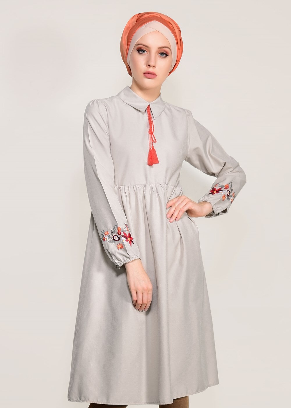 Hijab clothing BEIGE T 0991 Nakış Detaylı Salaş Tunik-Yılmazlar