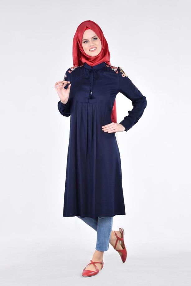 Vêtements hijab  T 1151 ModaHanne- Çiçek Desenli Uzun Tunik - TRENDTESETTÜR