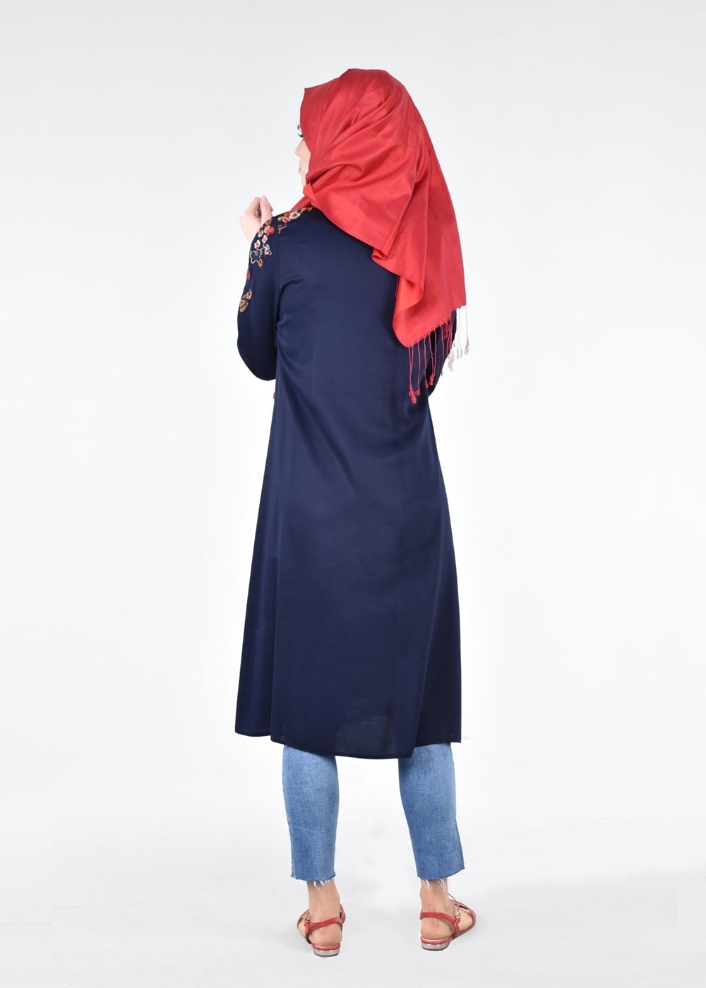 Hijab clothing NAVY BLUE T 1151 ModaHanne- Çiçek Desenli Uzun Tunik