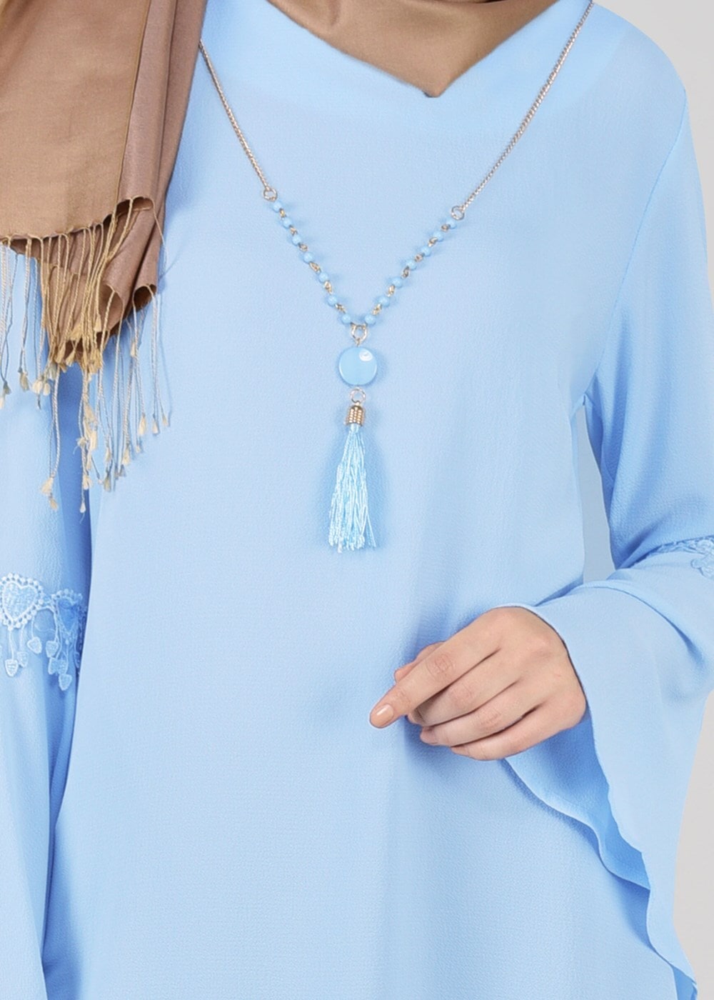 Tesettür giyim MAVİ T 4941 ModaBu- Güpür Detaylı Tunik