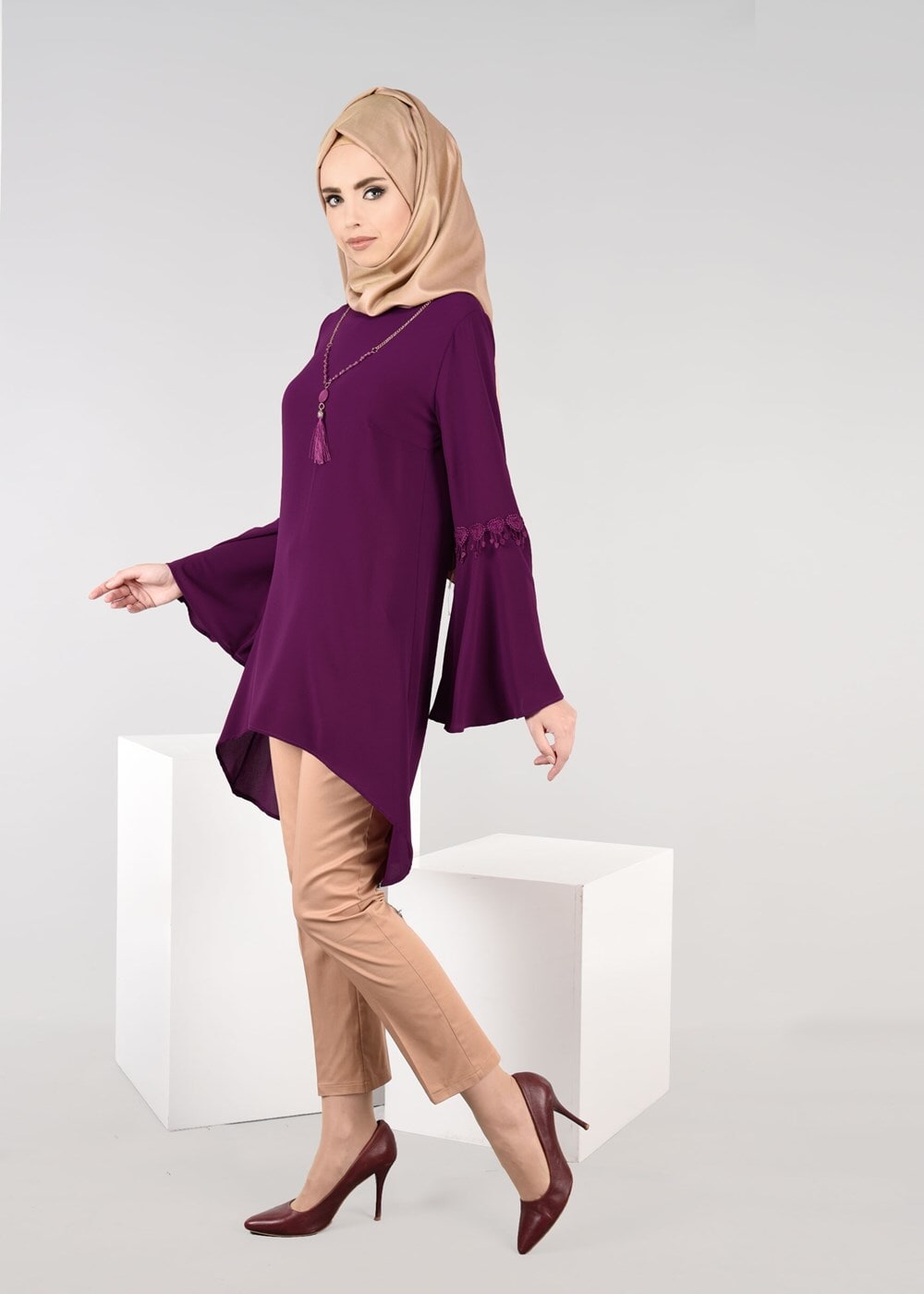 Tesettür giyim MOR T 4941 ModaBu- Güpür Detaylı Tunik