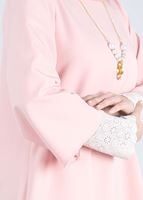 Tesettür giyim PUDRA T 6548 Mısra-Kol Ucu Güpürlü Tunik